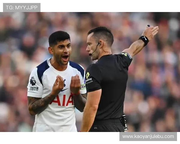 热刺鏖战西汉姆主场迎来英超激烈对决,胜负难料悬念丛生 热刺鏖战西汉姆主场迎来英超激烈对决,胜负难料悬念丛生