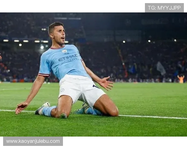 罗德里领衔中场重塑曼城战术体系 引领球队迈向新巅峰 罗德里领衔中场重塑曼城战术体系 引领球队迈向新巅峰