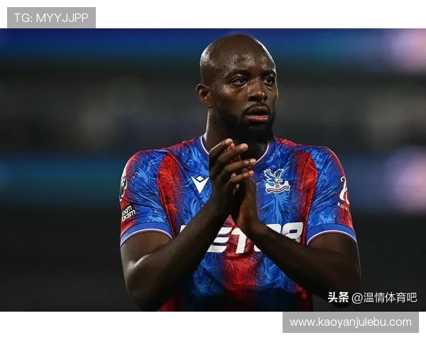 切尔西主场迎战曼城双方争夺英超积分榜关键战役分析